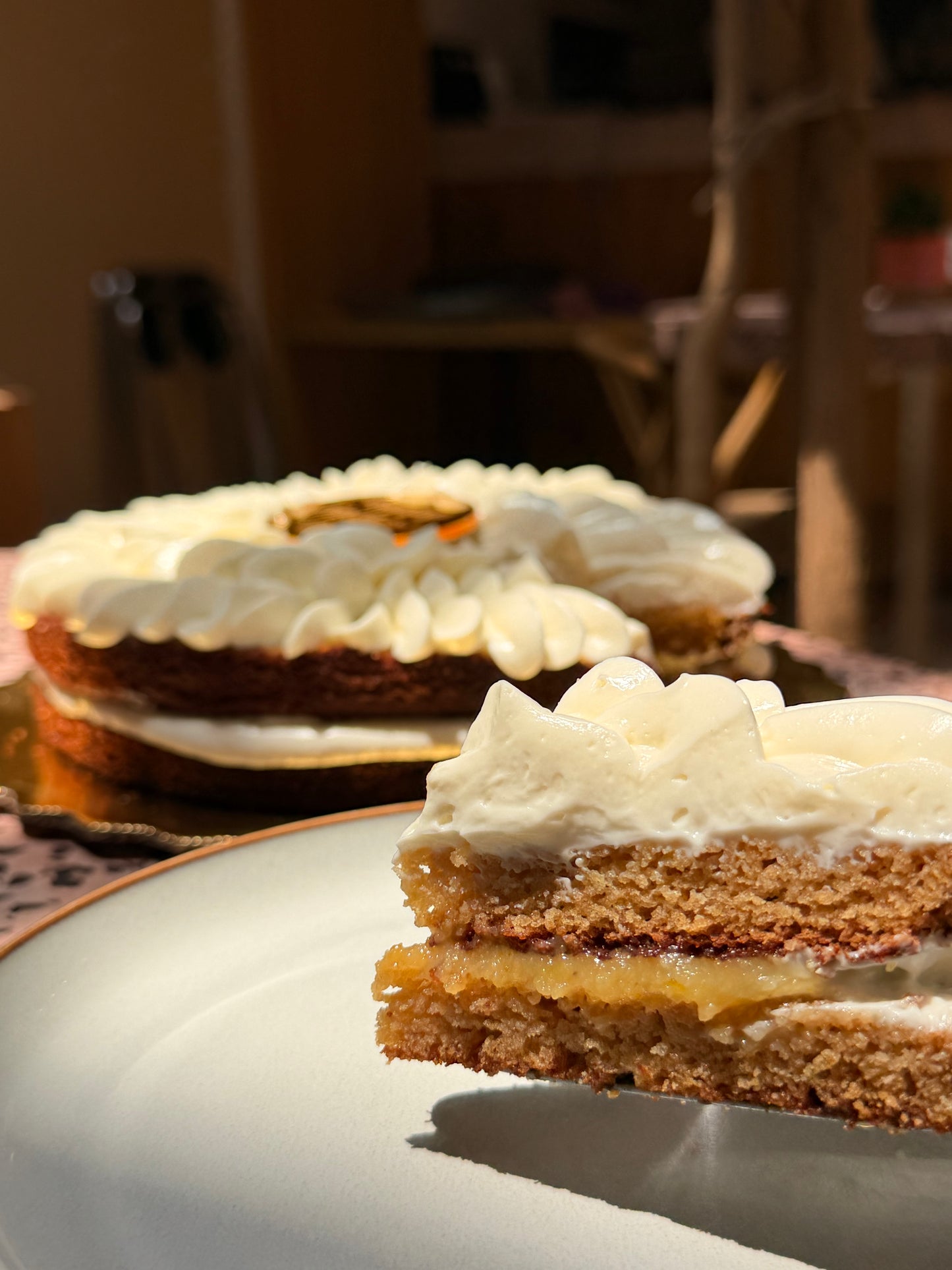 Pastel Naranja con Mantequilla